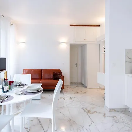Alba Antibes Street, By Welcome To 公寓 *